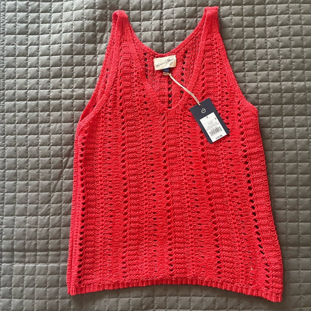 NWT UNIVERSAL THREAD Coral Crochet Knit Top | S
